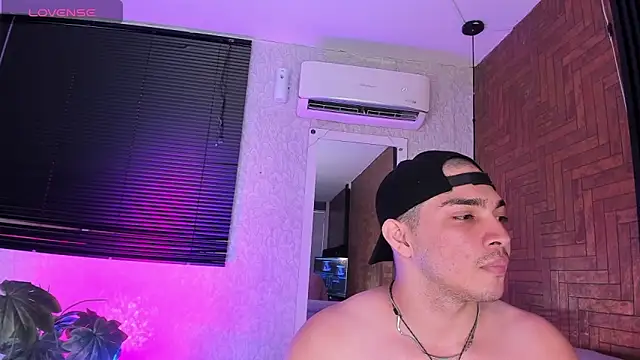 JUANDIAMONDS98 online show from May 4, 1:13 pm