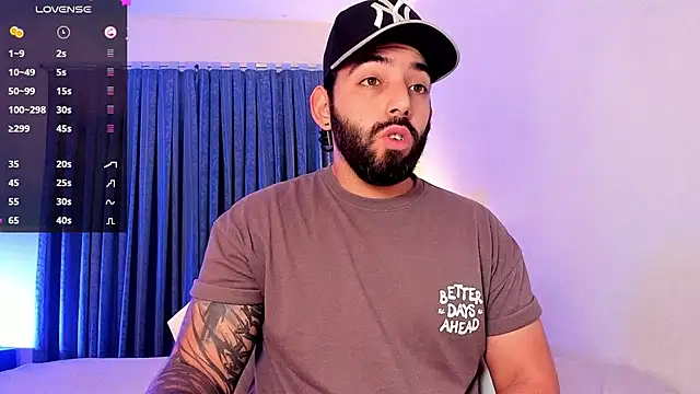 leo thewolf  online show from December 22, 6:05 pm