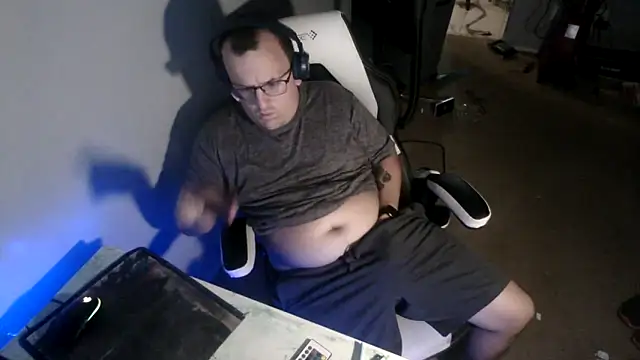 TeasingTroublemaker9 online show from October 2, 9:52 pm