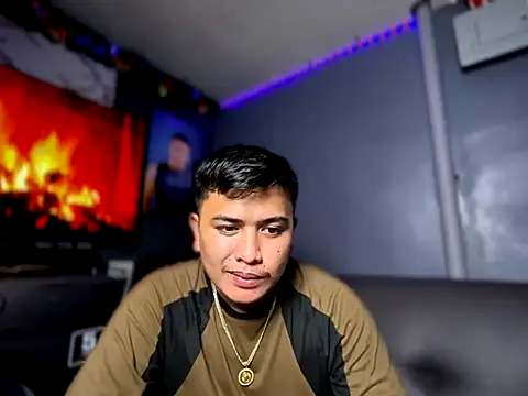 Brixwilson online show from November 8, 3:37 pm