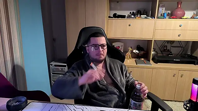 bigpuff hott online show from October 21, 9:39 pm