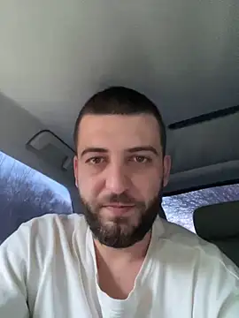 Snapshot of ElChapoGuzman95 chatting on February 20, 7:45 am ElChapoGuzman95 online show from February 20, 7:45 am