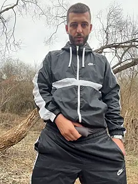 ElChapoGuzman95 online show from March 19, 7:11 am