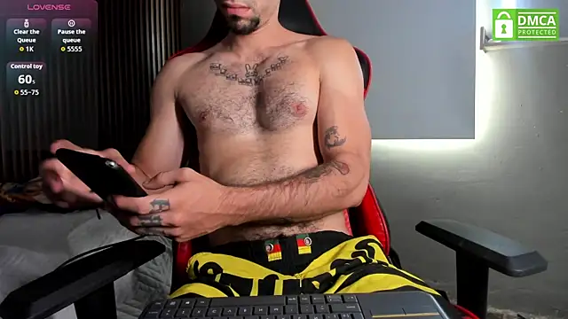 Snapshot of lil_faker420 chatting on October 11, 7:07 pm lil faker420 online show from October 11, 7:07 pm