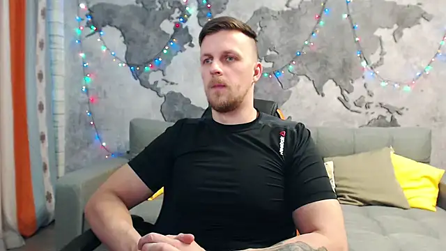 Snapshot of VikingChrisss chatting on January 5, 10:21 am VikingChrisss online show from January 5, 10:21 am