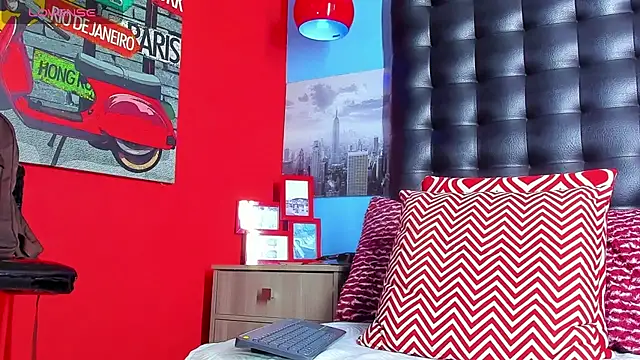 steffanxxll online show from April 29, 5:30 pm