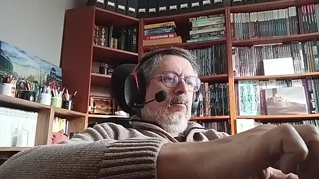 Snapshot of Mandra_is_a_whore chatting on October 29, 8:39 am Mandra is a whore online show from October 29, 8:39 am