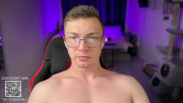 iron  chap online show from November 7, 9:07 pm