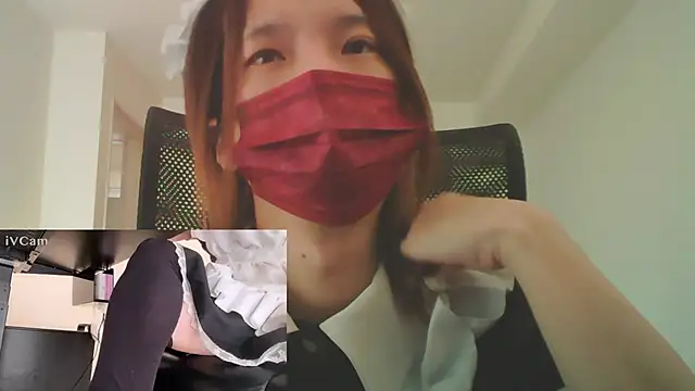 Snapshot of pika_ru chatting on December 6, 10:41 pm pika ru online show from December 6, 10:41 pm