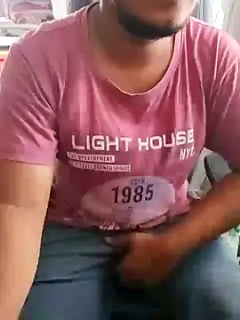 Snapshot of mrshine chatting on October 18, 5:12 am mrshine online show from October 18, 5:12 am