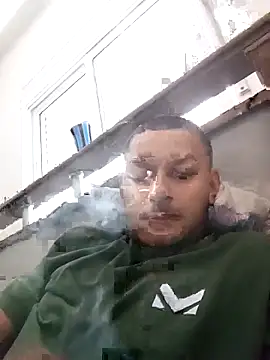 Snapshot of emrehliug12 chatting on October 29, 3:26 pm emrehliug12 online show from October 29, 3:26 pm