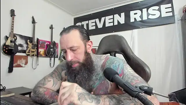 StevenRiseNYC online show from December 13, 7:32 pm