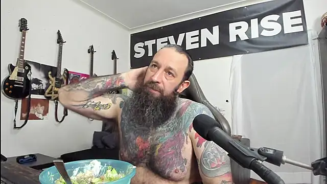 StevenRiseNYC online show from December 18, 2:21 am