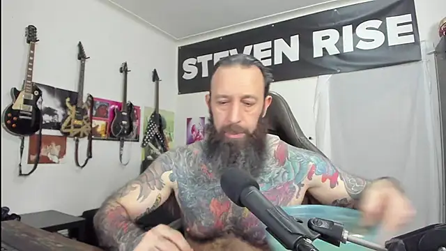 StevenRiseNYC online show from December 16, 1:53 am