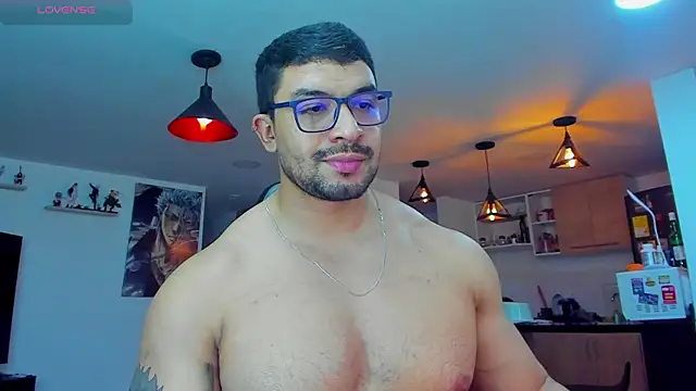 Snapshot of Michael_Diamond chatting on February 15, 3:28 pm Michael Diamond online show from February 15, 3:28 pm