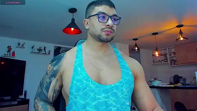 Snapshot of Michael_Diamond chatting on March 5, 2:14 am Michael Diamond online show from March 5, 2:14 am