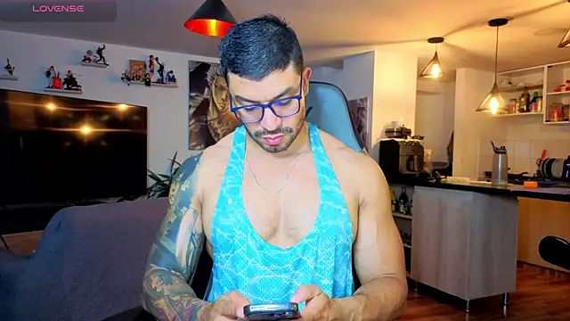 Michael Diamond online show from April 28, 3:33 am