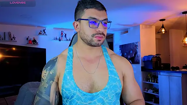 Snapshot of Michael_Diamond chatting on September 15, 2:47 am Michael Diamond online show from September 15, 2:47 am