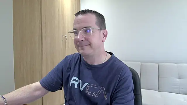 Snapshot of BrettJ81 chatting on September 15, 2:29 pm BrettJ81 online show from September 15, 2:29 pm