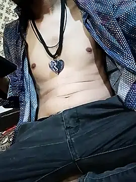 BrownBoy69666 online show from March 12, 1:24 am