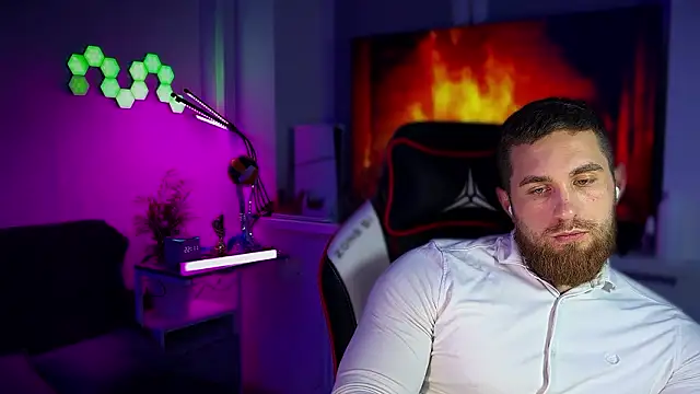 Sweeet  boy online show from January 31, 7:11 pm