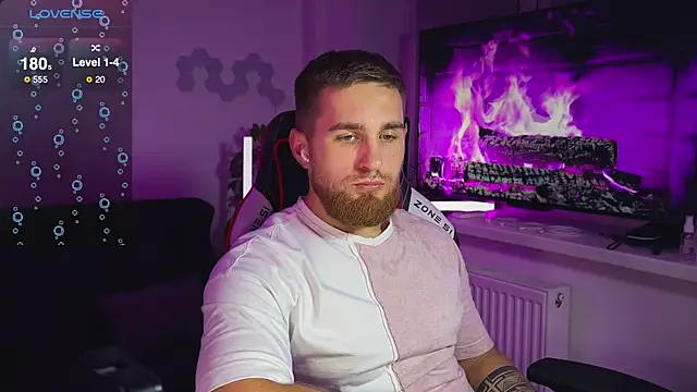 Sweeet  boy online show from December 16, 7:10 pm