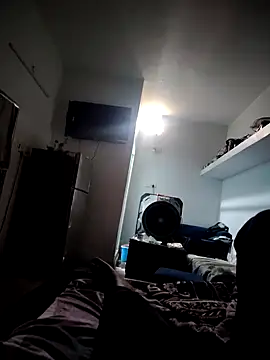 u wan me online show from April 25, 2:03 am