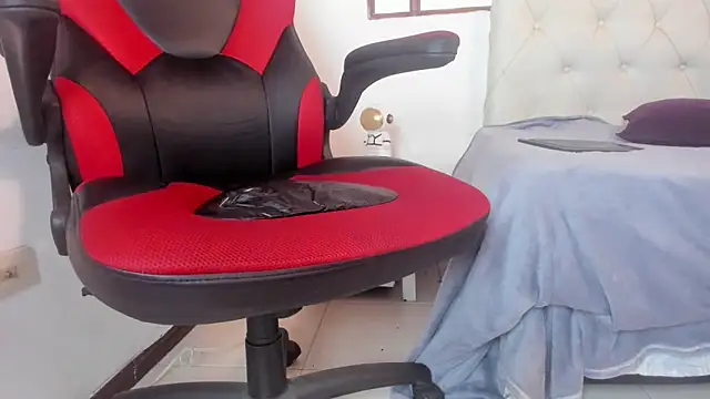 oliver price1 online show from April 25, 1:41 pm